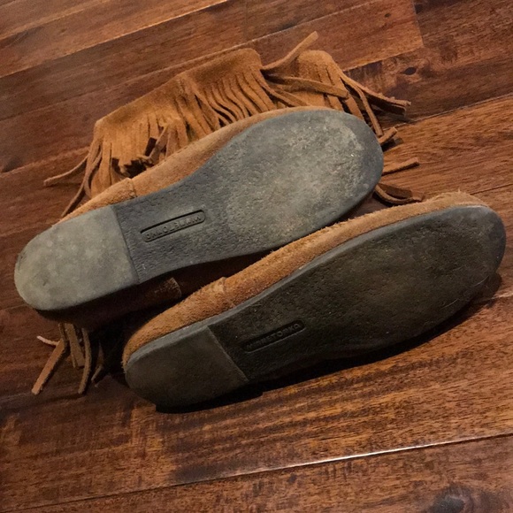 Women’s Minnetonka fringe boots - Picture 3 of 6